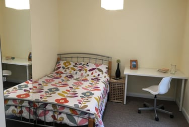 2 bed flat, Mutley Plain, Mutley, Plymouth, PL46LD - Image 4